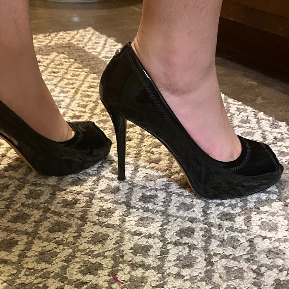 Stuart Weitzman Peep Toe Pumps Heels Size 7 Black